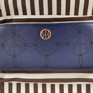 BNWT Henri Bendel Empire wallet